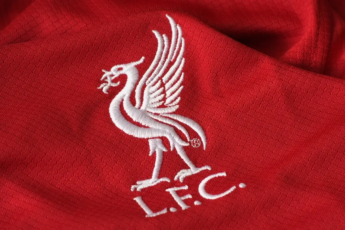 rio-ngumoha-blysnal-w-szalonym-powrocie-liverpoolu-18-latek-zapisal-sie-w-historii-ligi-mistrzow