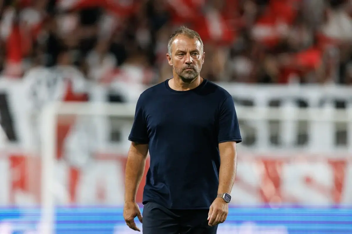 hansi-flick-zada-wzmocnien-barcelony-zawodnicy-w-wieku-26-28-lat-i-rozmowy-o-przedluzeniu-kontraktu