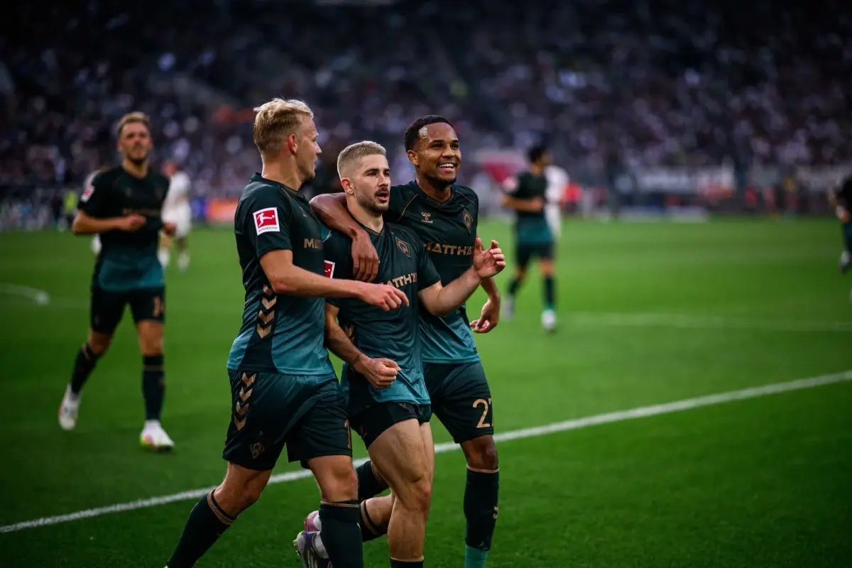 werder-brema-przedluzyl-kontrakt-z-mitchellem-weiserem-do-2027-roku